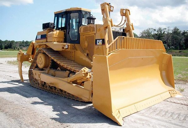 ������ ���������� Caterpillar D9