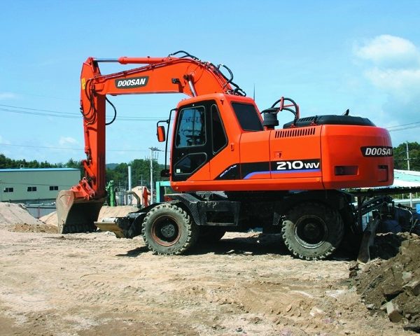 Doosan SOLAR 210W-V